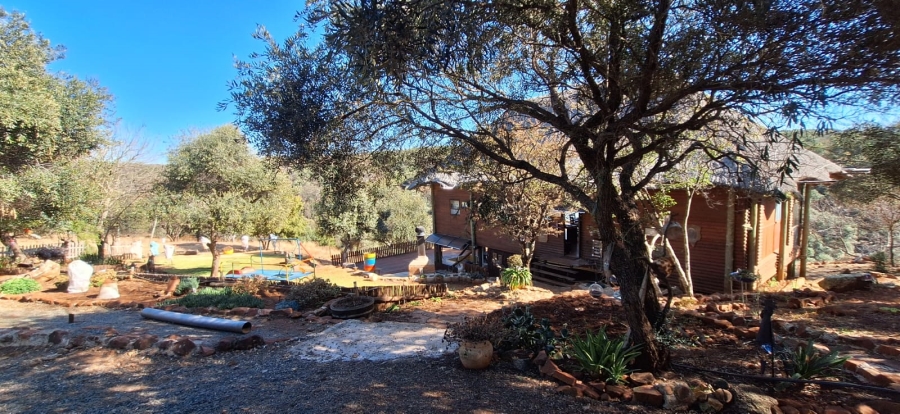2 Bedroom Property for Sale in Rustenburg Rural North West